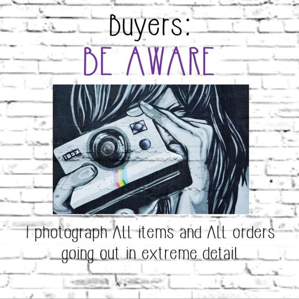 Photographic documentation on all items